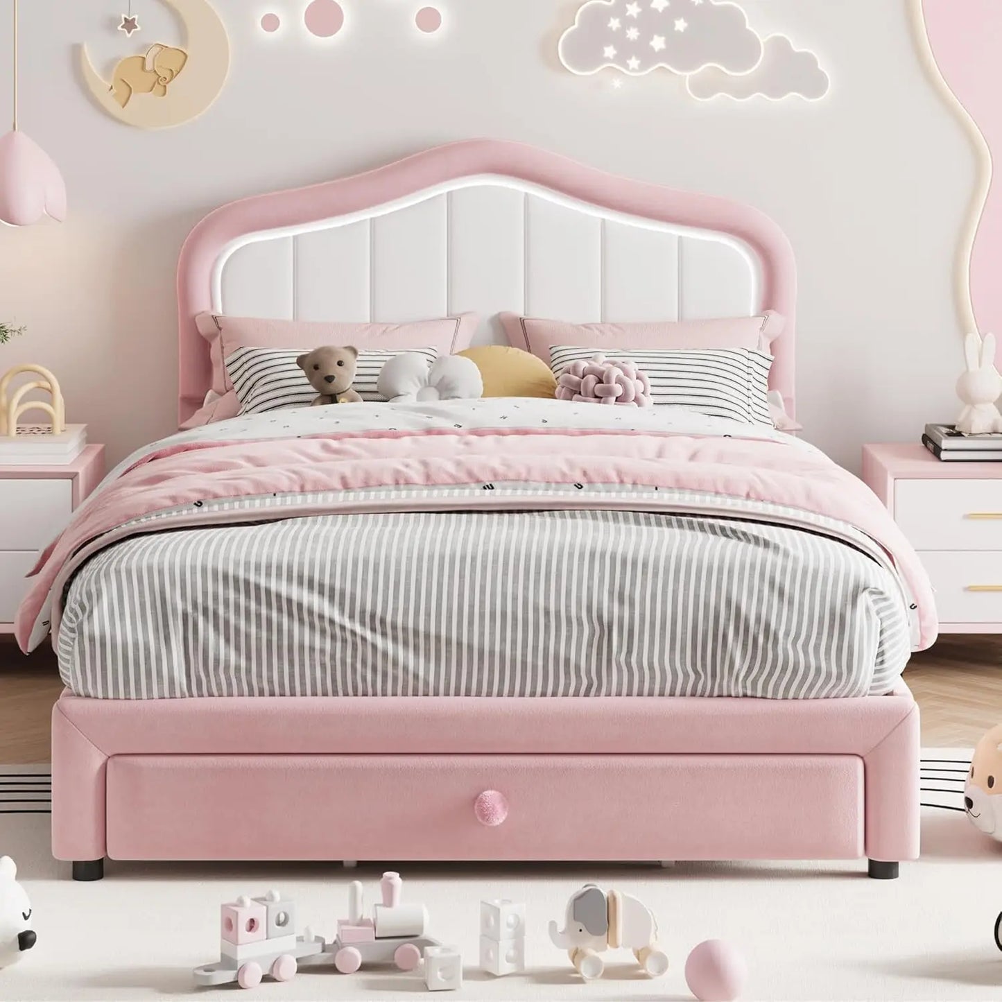 Princess Style Platform Upholstered Bed With Lights