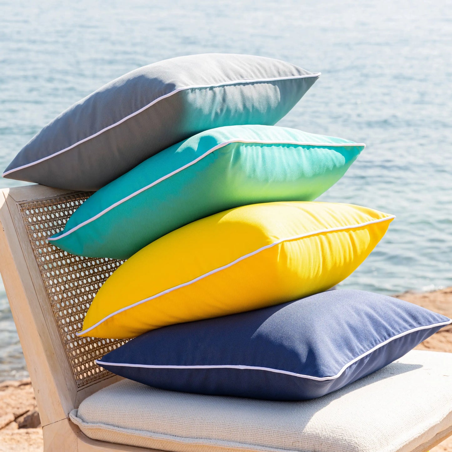 Outdoor Waterproof Decorative Throw Pillow for Patio
